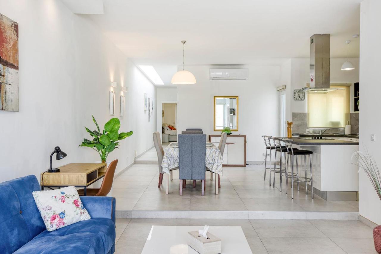 Gzira Penthouse - Hosted By Sweetstay Exterior photo