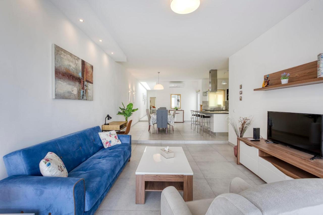 Gzira Penthouse - Hosted By Sweetstay Exterior photo