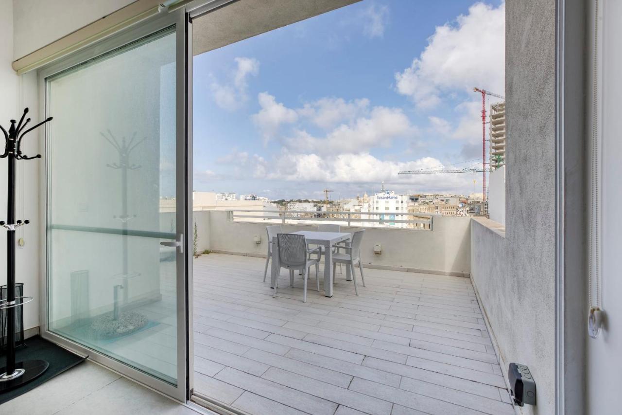 Gzira Penthouse - Hosted By Sweetstay Exterior photo